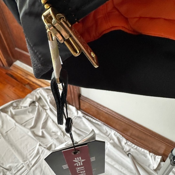 NWT Authentic Mitchell & Ness X Alpha Industries reversible Bomber Jacket - Picture 6 of 12